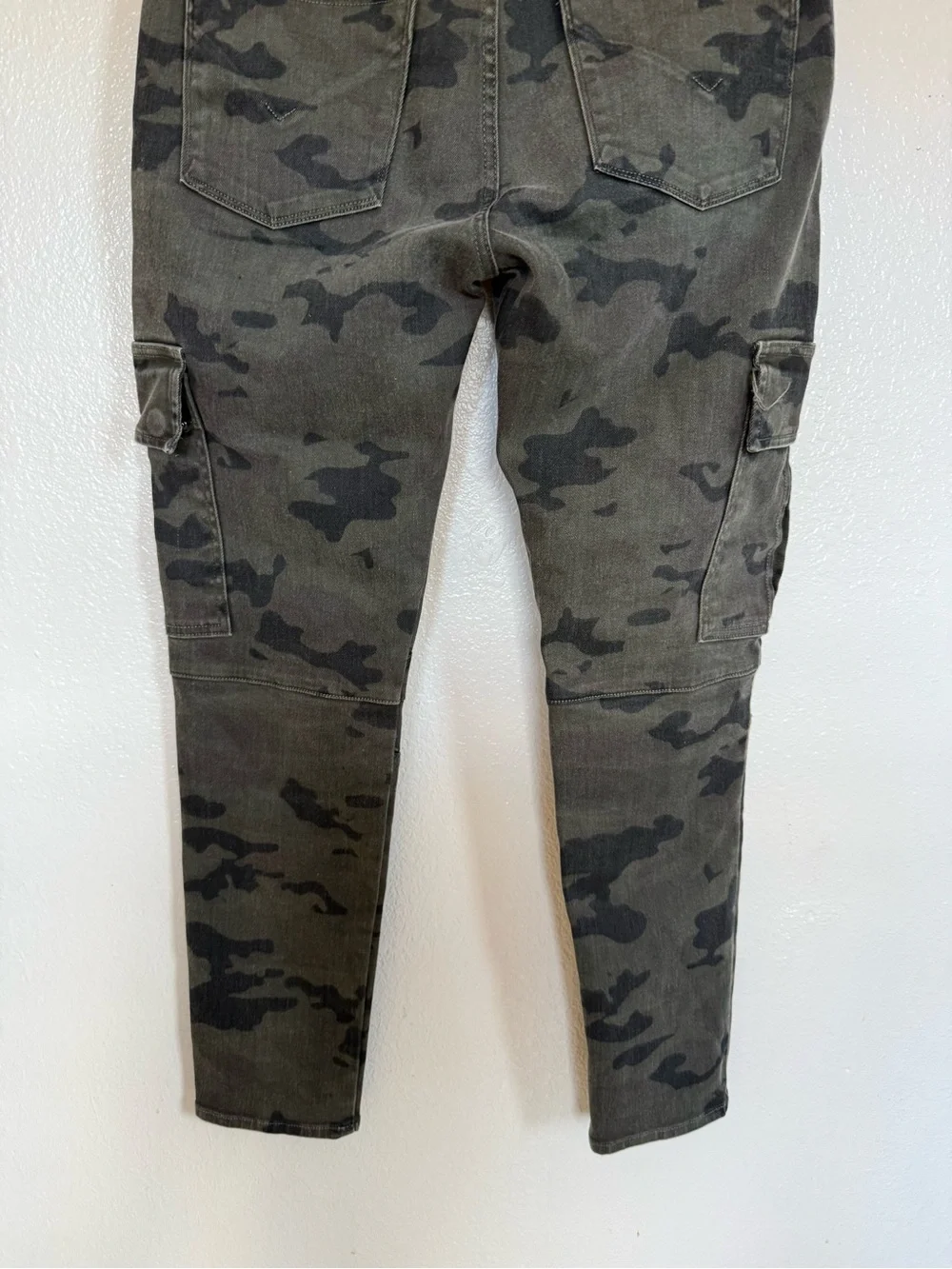 Hudson Colby Ankle Cargo skinny Camouflage Print Jeans Size 30 - Picture 8 of 11